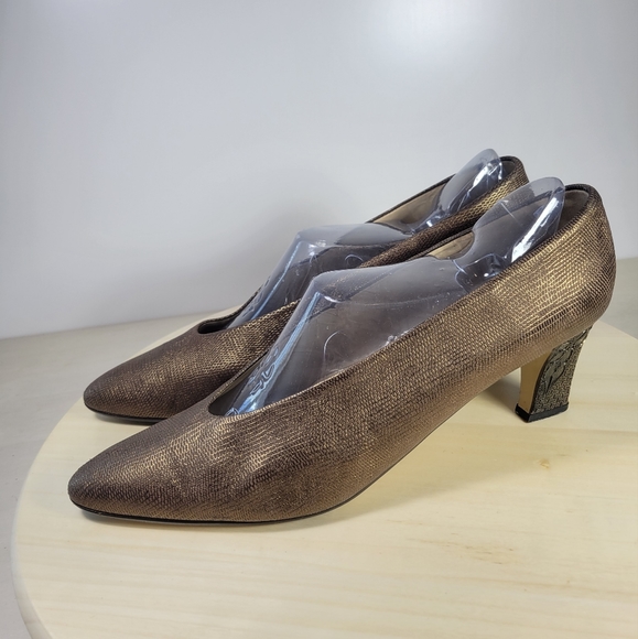 Proxy Vintage Bronze Heels Womens Size 12 N Made In Spain - Picture 3 of 11